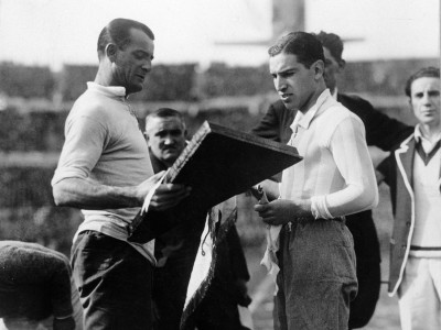 Uruguay captain Jose Nasazzi (left) meets Argentina's Manuel Ferreira before the final.