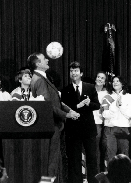 USA President George Bush attempting to head a ball at the reception organized in the White House to congratulate the World Champions.